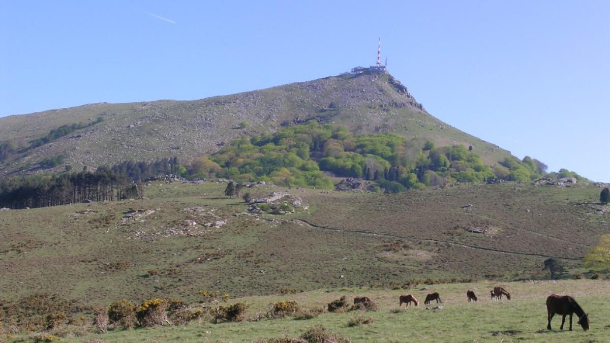 Tourisme autour d'Irouleguy Sommet de la Rhune Visite Irouleguy Tourisme autour d'Irouleguy Sommet de la Rhune Visite Irouleguy